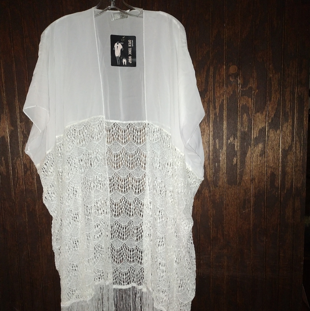 WHITE LACE TUNIC WRAP/ COVER UP